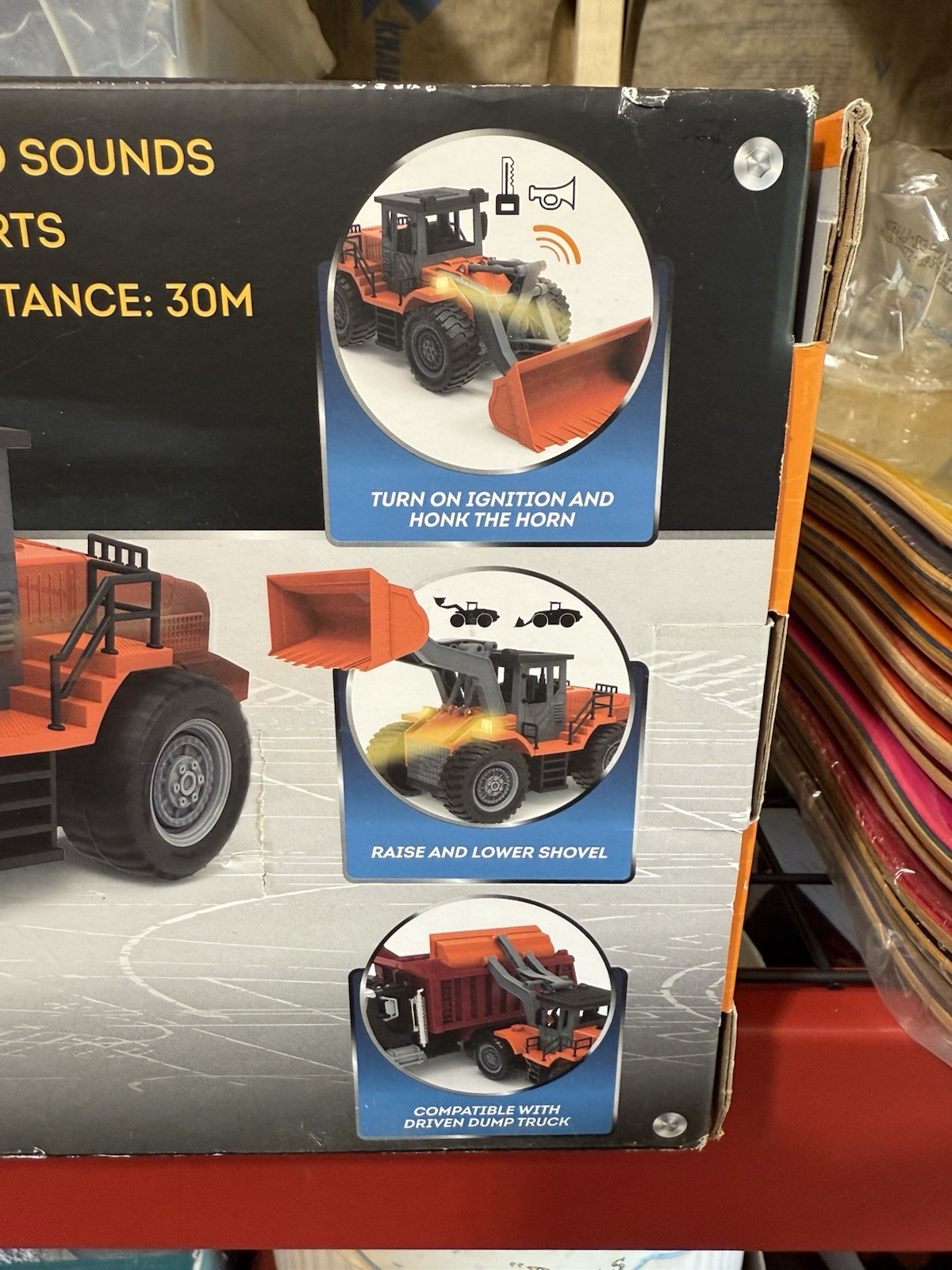 DRIVEN R/C FRONT END LOADER BY BA TTAT