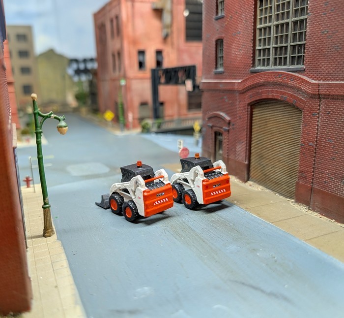 1/87 HO Scale Custom Built Bobcat Skid Steer. 3D Printed Resin Model