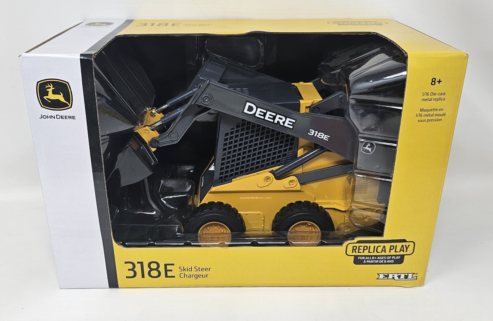 ERTL 1/16 Scale John Deere Die-Cast Model 318E Skid Steer Brand New In Box VGC