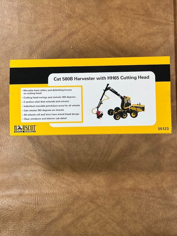CAT 580B Forestry Harvester 1:50 Diecast w/ H65 Head Norscot NEW FREE SHIPPING