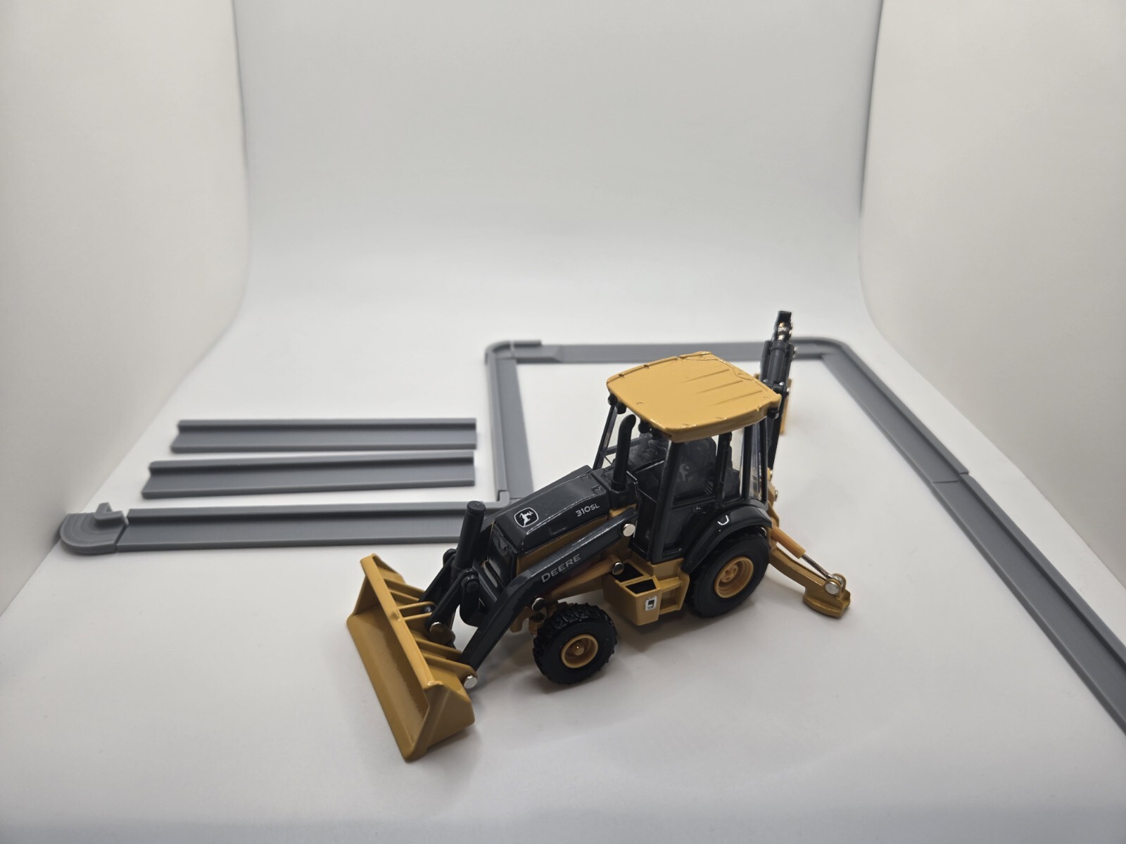 1/50 Scale 30″ Curb 11 Piece Set
