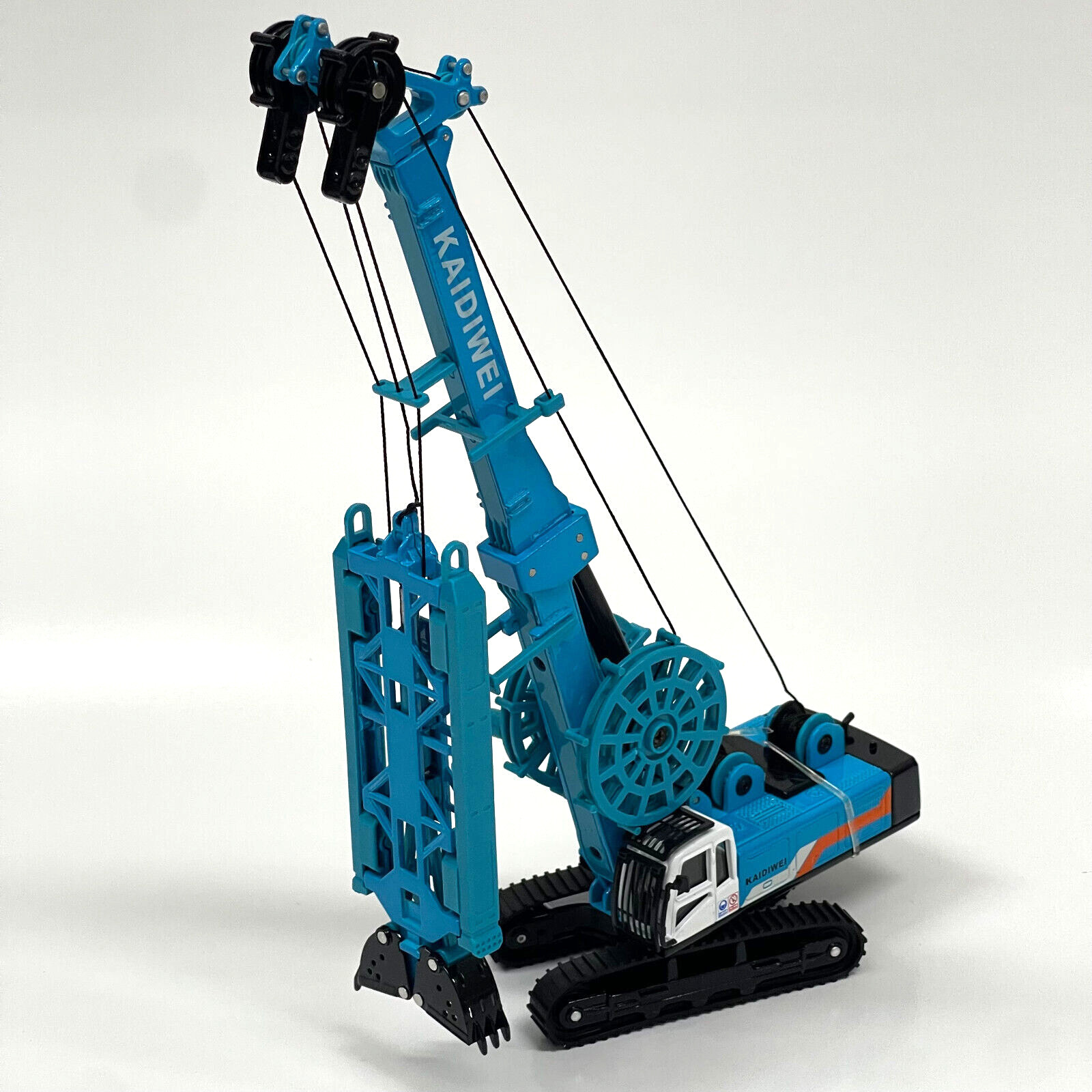 Die Cast 1:64 Scale Crawler Mounted Trenching Machine Construction Replica Model