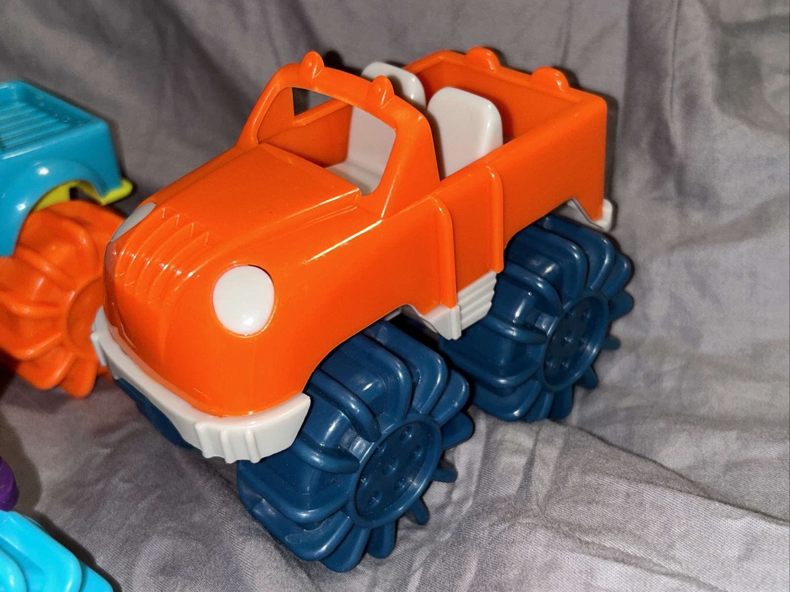 B Toys by Battat 4 Monster truck lot Water & Sand Vehicles. Kids toys.