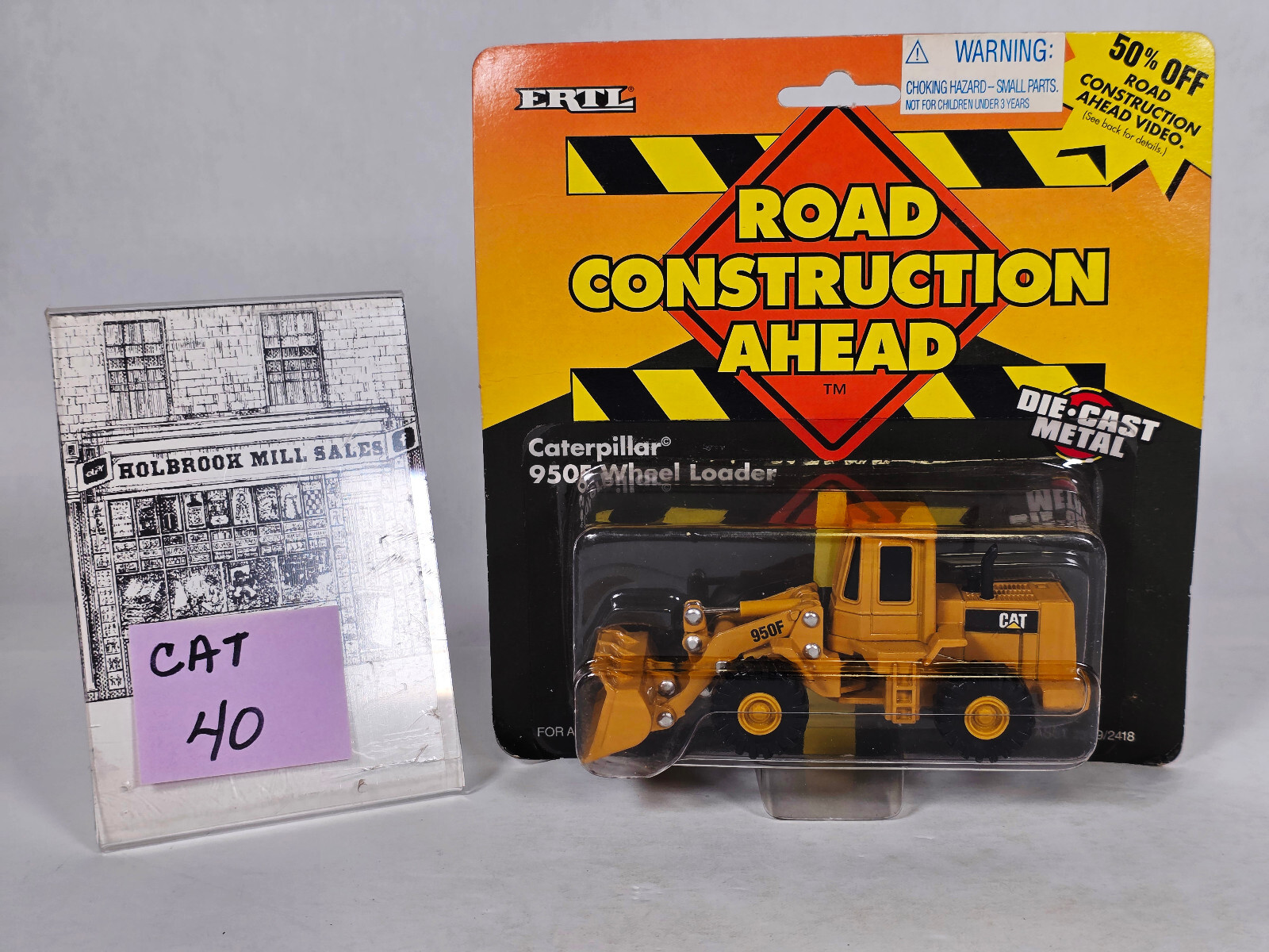 Ertl 2418 • Caterpillar • CAT 950F Wheel Loader • New in Blister Pack
