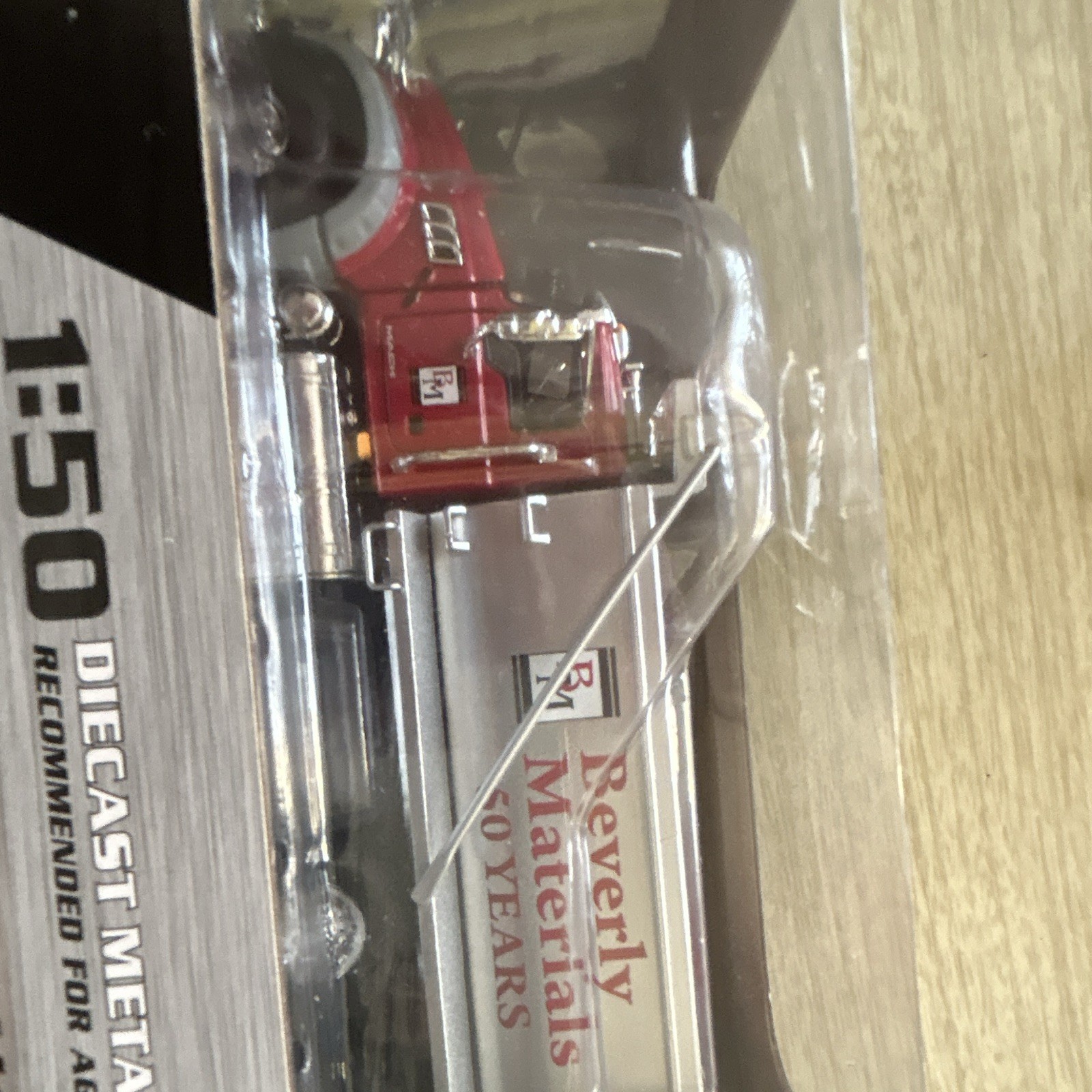 First Gear 1:50 Mack Granite MP Dump Truck Diecast Metal Red/Silver 50-3385