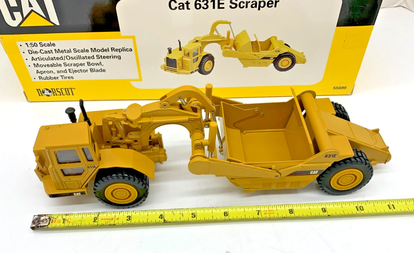 Norscot Cat 613E Scraper Die-Cast 1/50 Scale