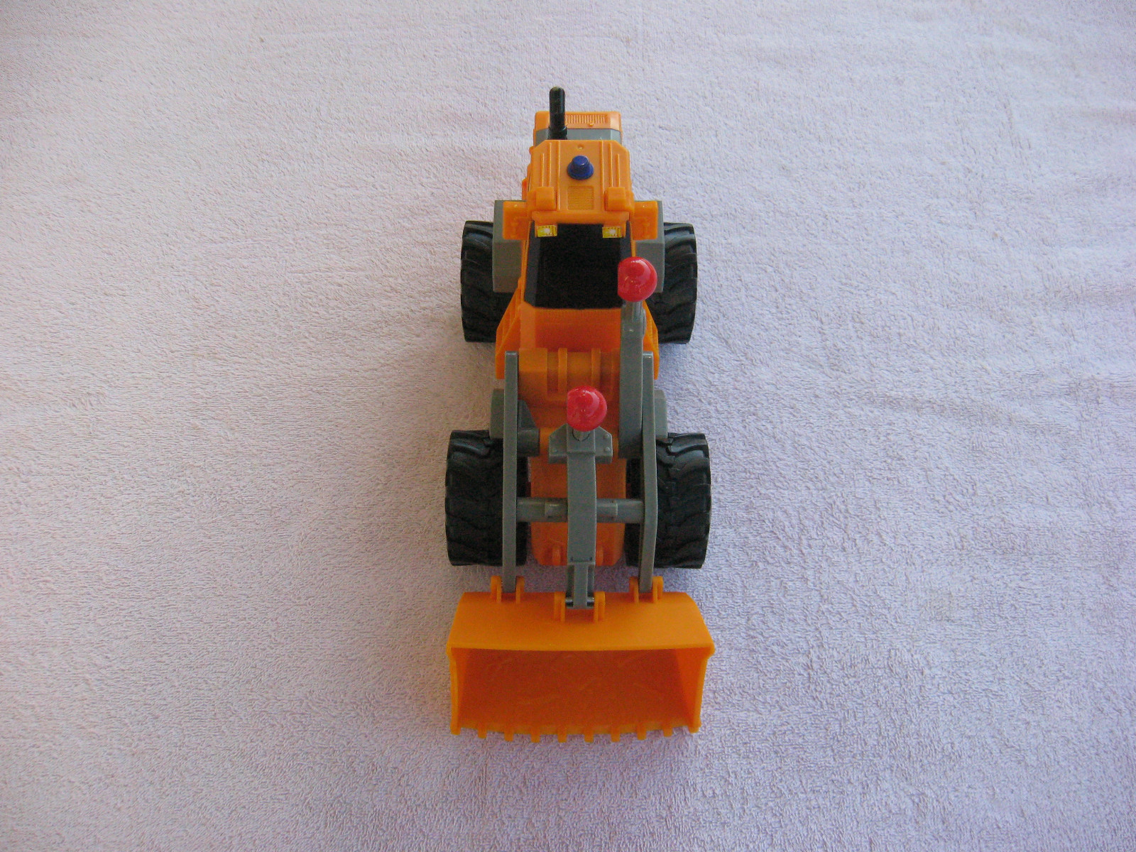 Matchbox MBX Front End Loader~Plastic~ 12 1/4″ Length