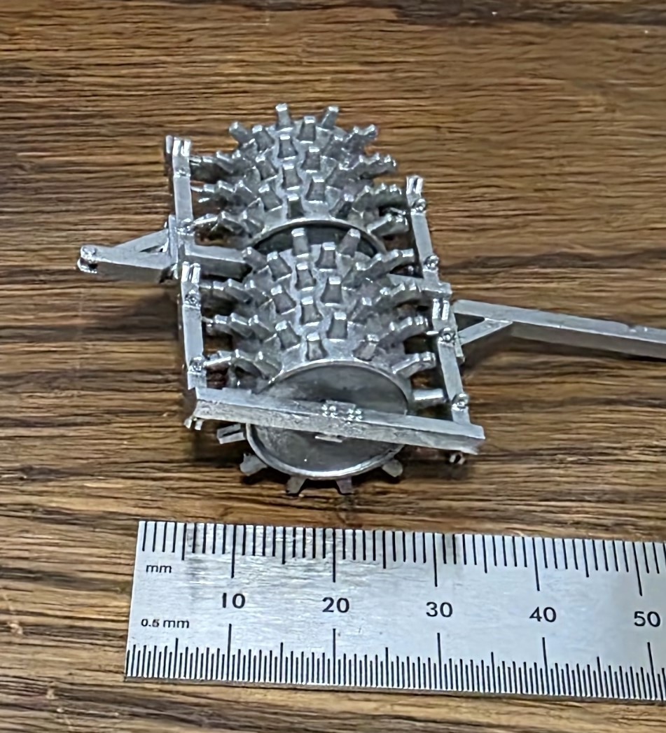 One 1/87 scale sheepsfoot roller! EXCLUSIVE!