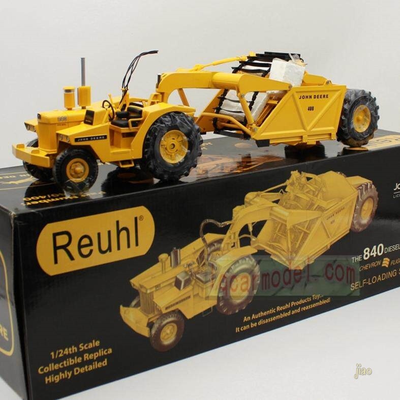1:24 Scale John Deere 840 Diesel Tractor with 400 Scraper Reuhl Model #JD840/400
