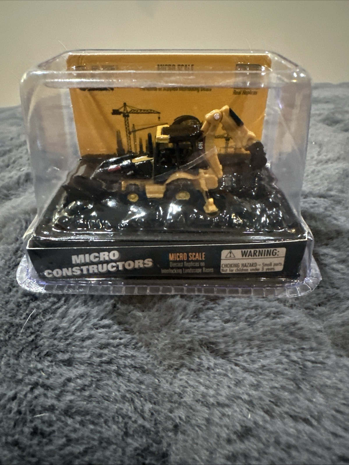 Diecast Masters CAT Backhoe Loader Micro Constructors Series 420E New
