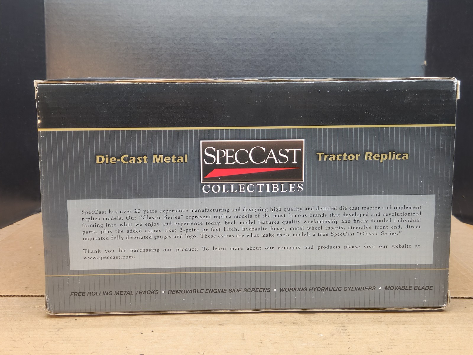 SpecCast International Harvestor IH TD-14 Crawler w Blade 1/16 #ZJD 1757 ca 2014