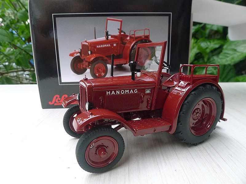 1:32 SCHUCO Hanomag R 40 Tractor Construction Farm Machine Equipment Resin Model