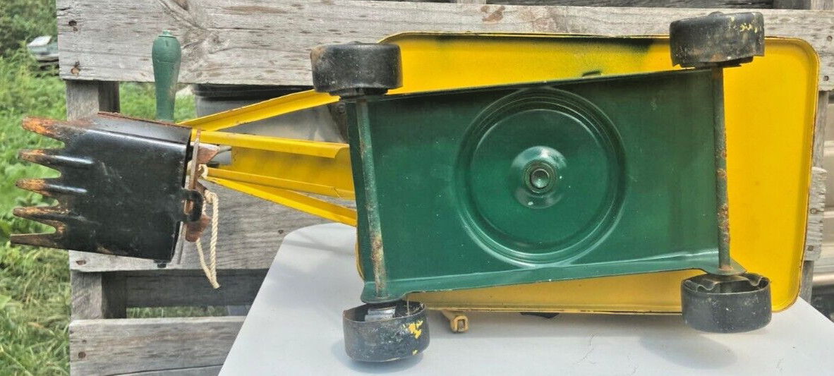Keystone Ride On Shovel Crane Pressed Steel