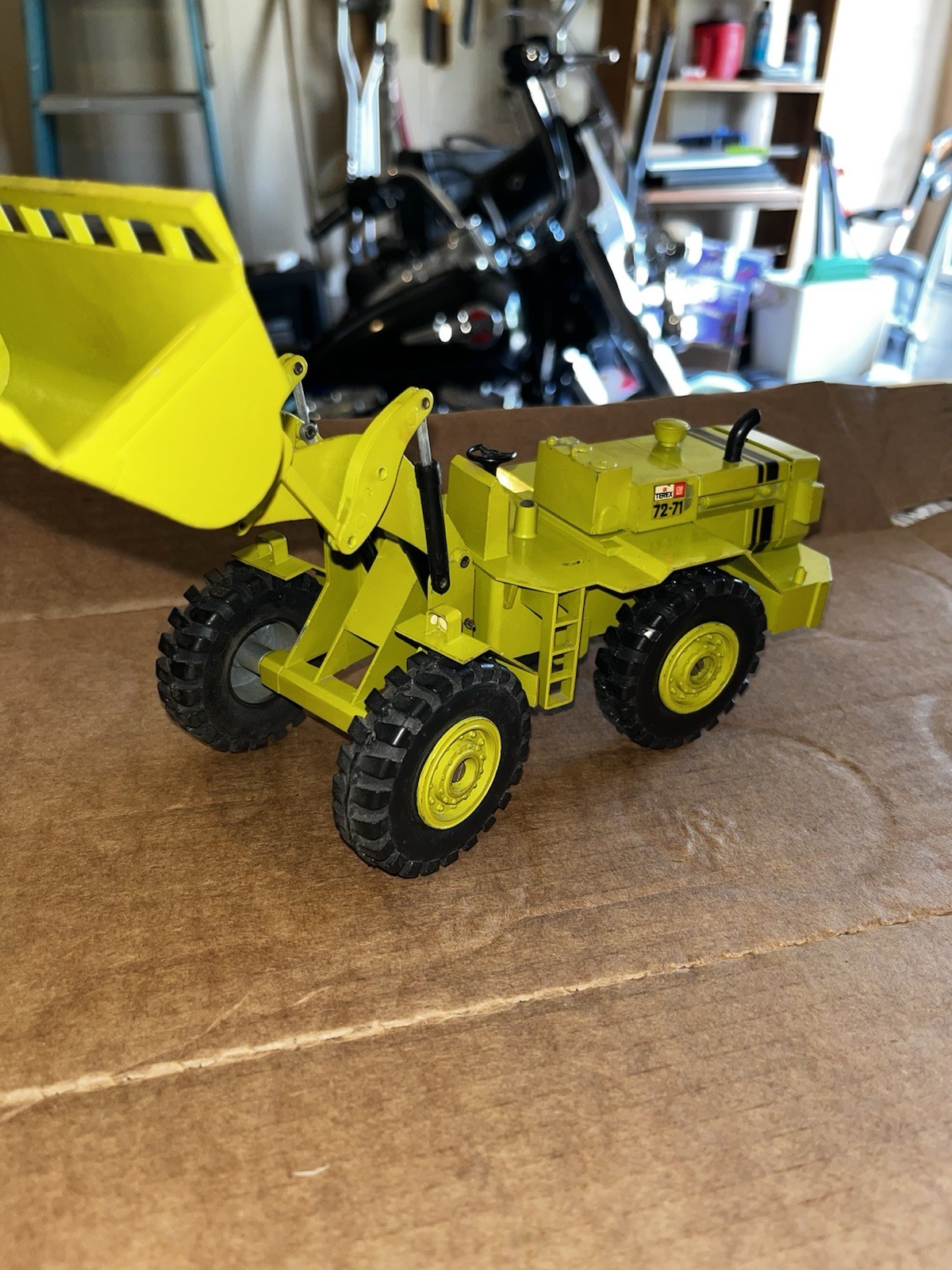 Gescha Terex GM 72-71 1:50 Diecast Articulated Wheel Loader USED Missing Parts