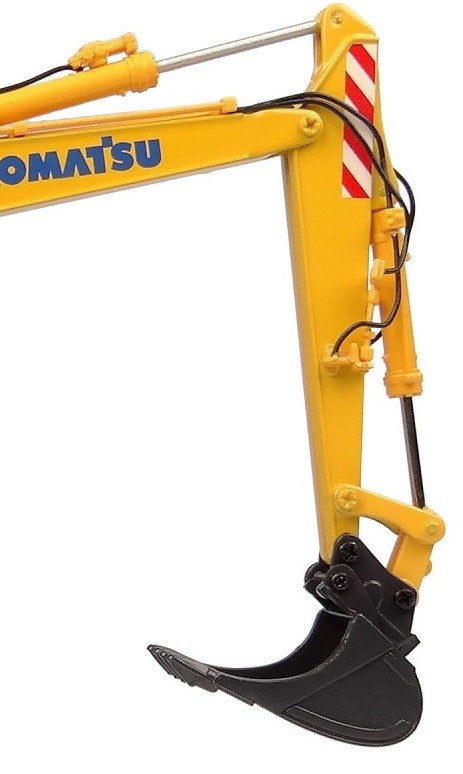 UNIVERSAL HOBBIES – KOMATSU PW148-11 Wheeled Excavator with Bucket and C…