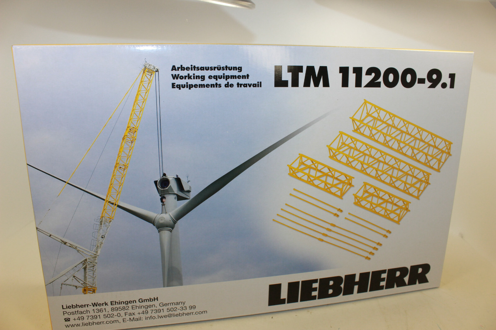NZG 732 3 Liebherr 36 m LTM 11200 Lattice Boom Tip 1:50 NEW in Original Box Tip