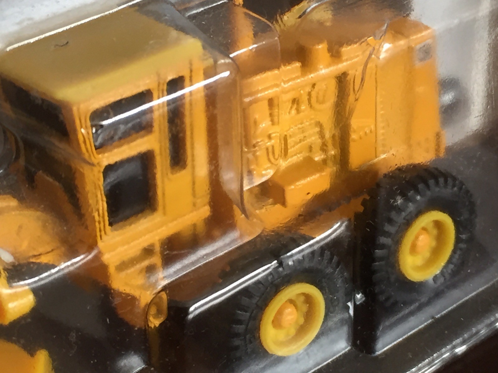 ERTL CATERPILLAR ROAD GRADER MIGHTY MOVERS CONSTRUCTION TOYS MINT ON CARD