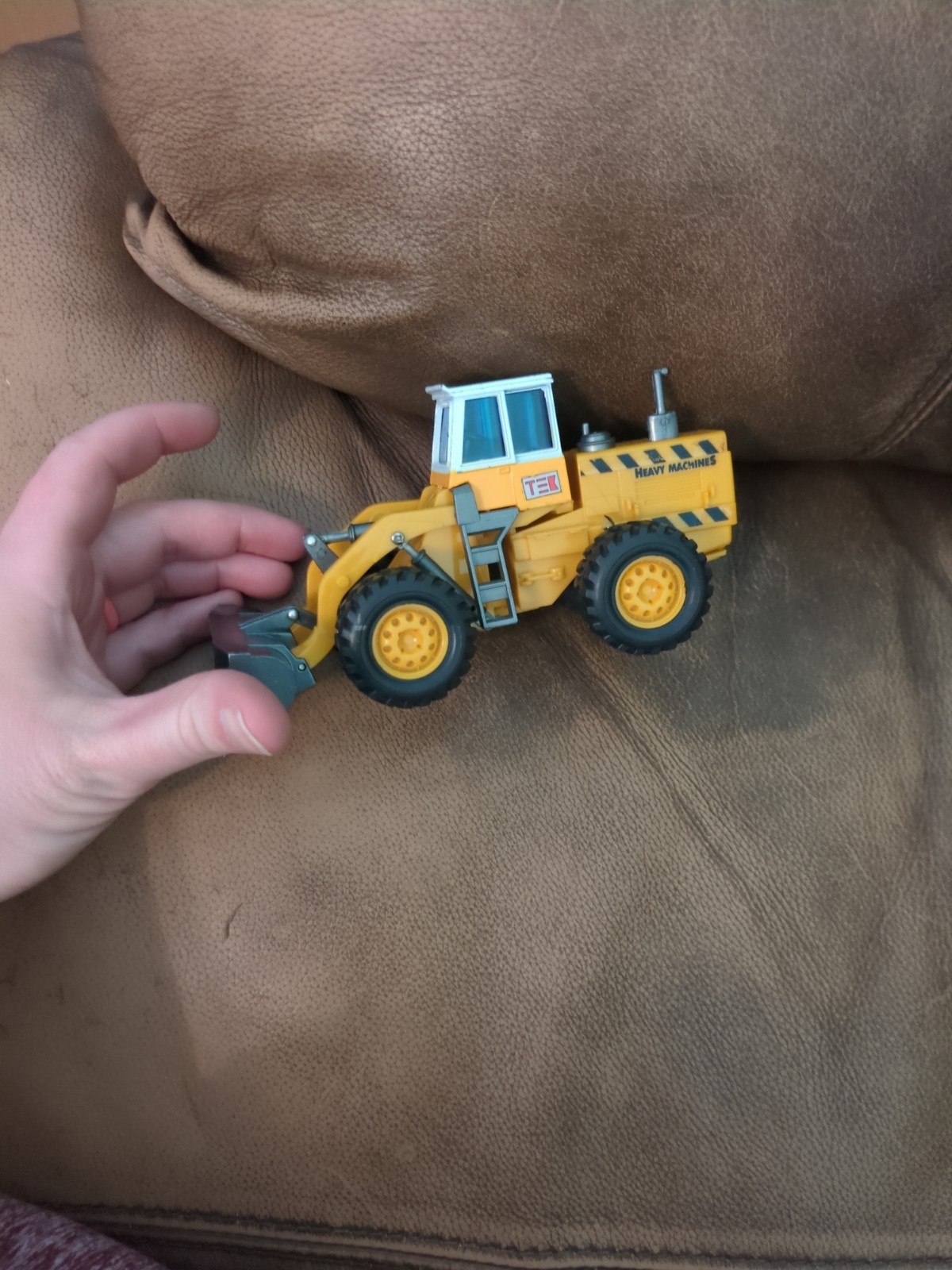 Tek Heavy Machines Articulating Front End Loader
