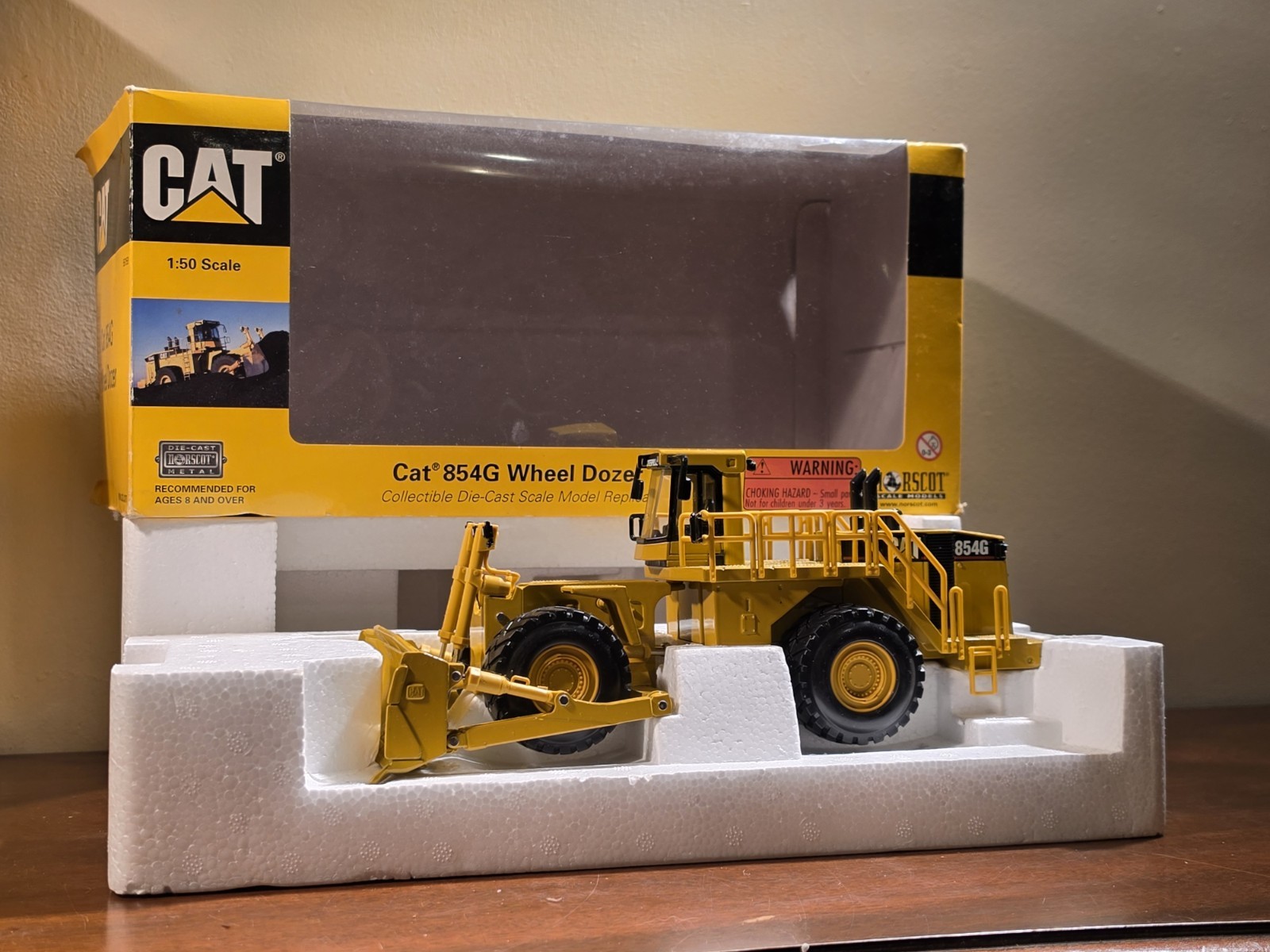 W/ BOX Norscot #55159 1:50 Scale Diecast CAT 854G Wheel Dozer 2005 Caterpillar