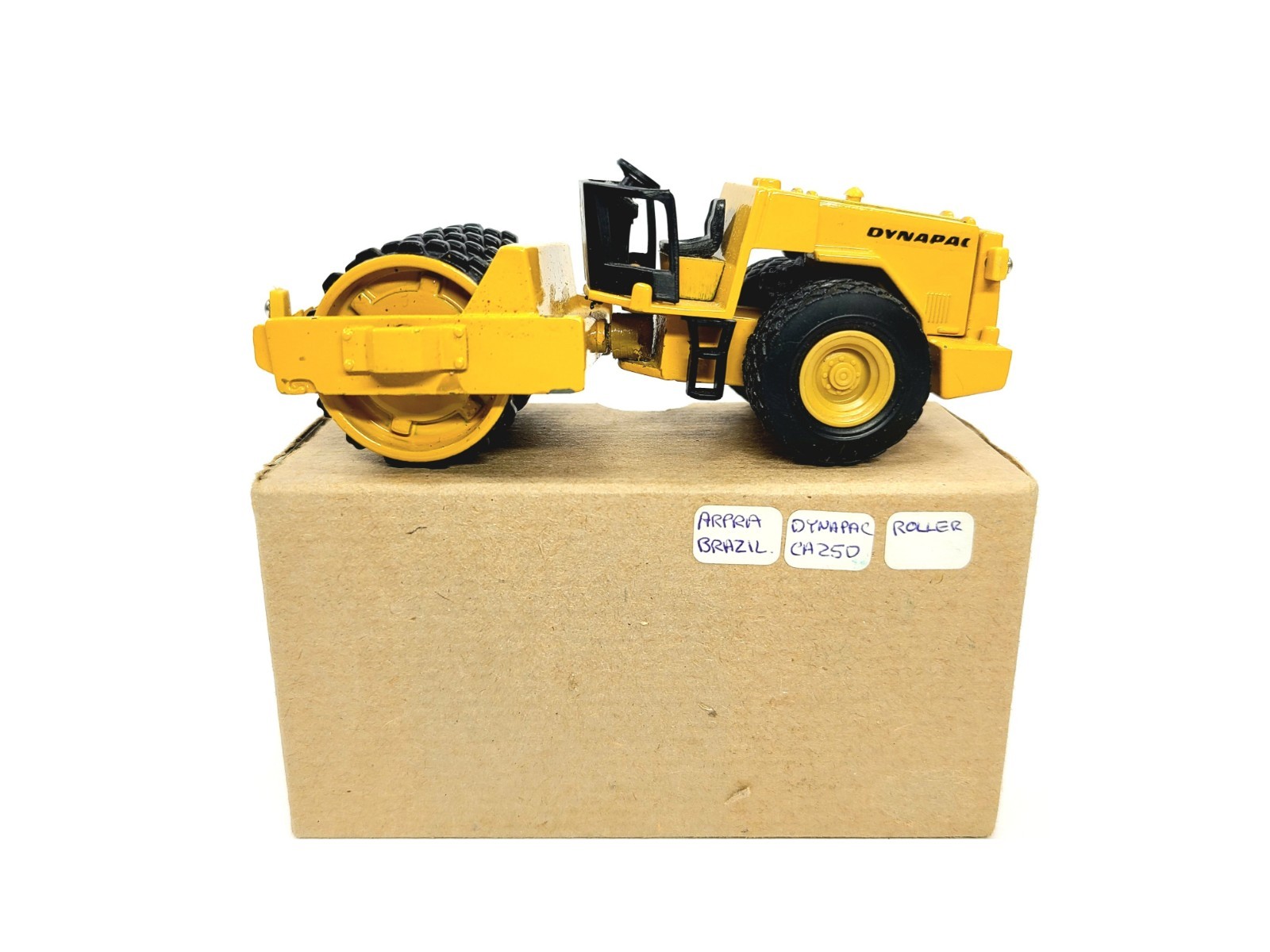 Dynapac CA25 Padded Compactor – Arpra Supermini 1:50 Scale Diecast Model