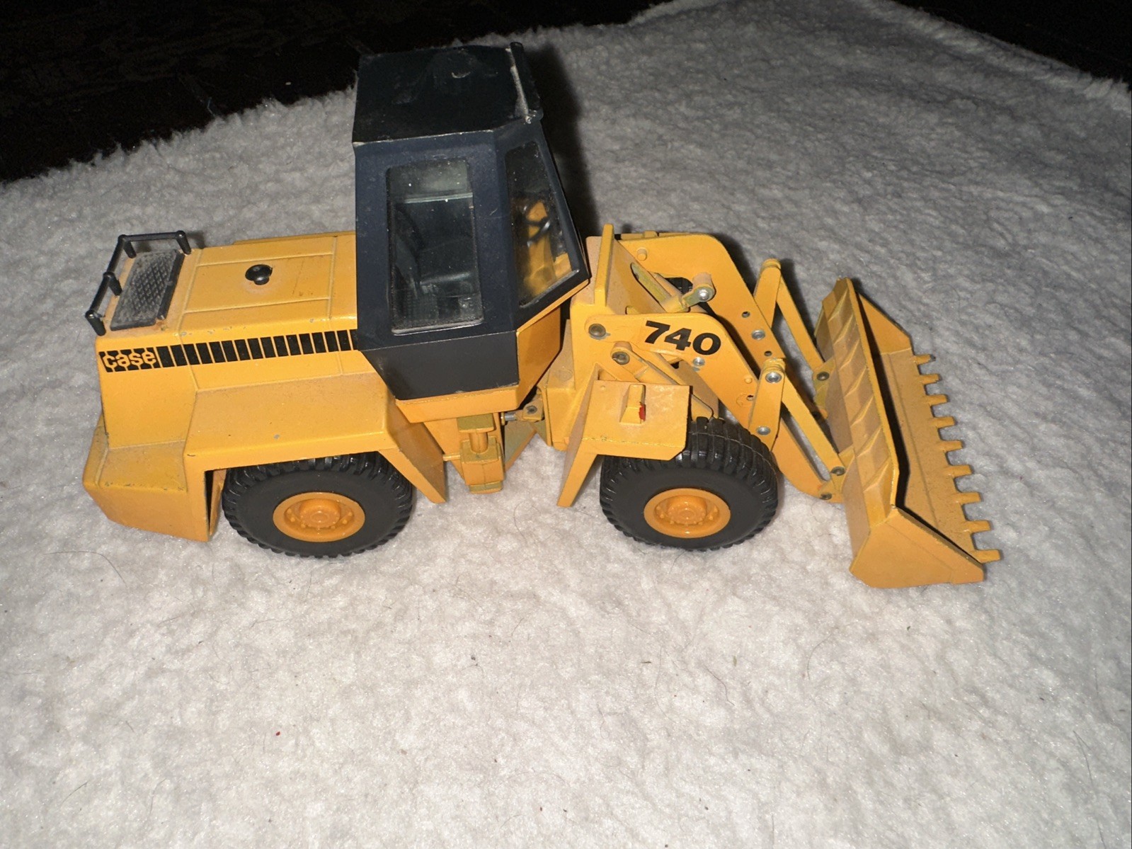 Case 740 Wheel Loader – 1/35 – Nacoral of Spain – RARE