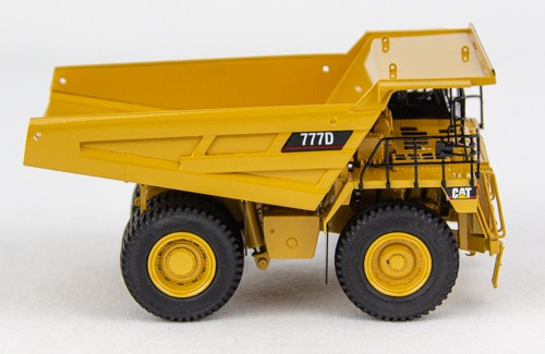 Classic Construction Models Brass CAT 777D Off-Highway Truck Limited – #49/1000