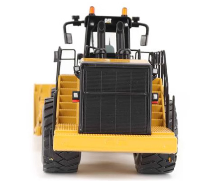 1:50 DM 854K Wheeled Dozer Bulldozer Construction Machine Diecast Model