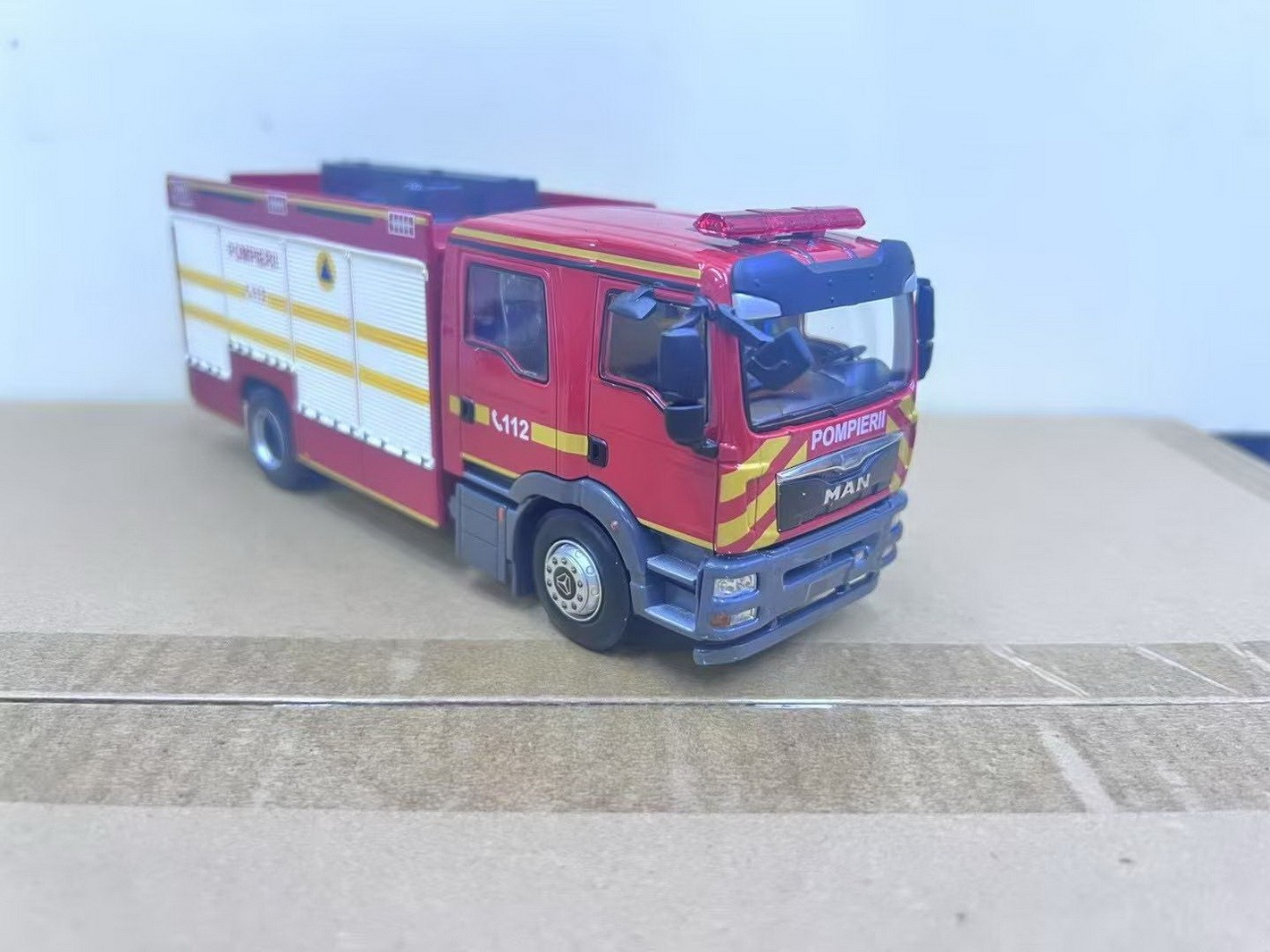 1/43 Scale MAN POMPIER II Fire Truck Diecast Model Toy Gift Collection