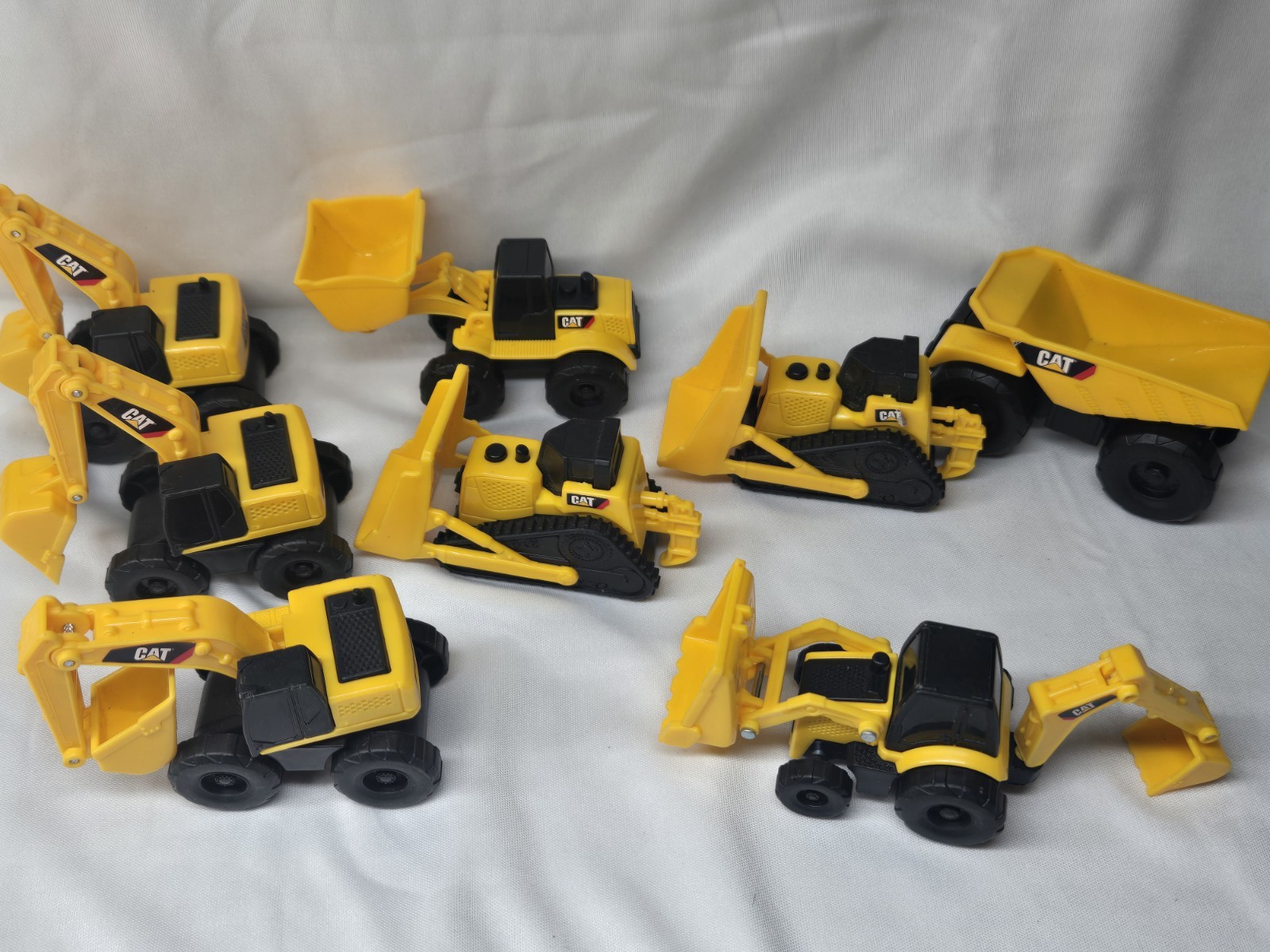 Toy State Industrial CAT Loader Construction Vehicles Lot Of 8