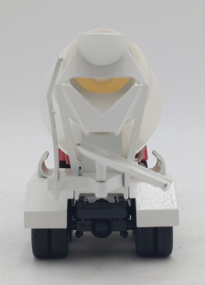 Conrad 1:50 Die-Cast Red International Cement Mixer EX