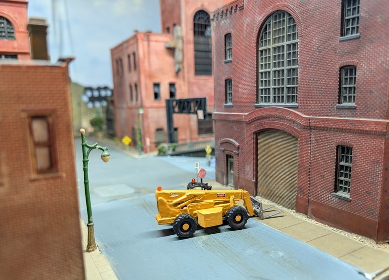 1/87 HO Scale Custom Built Xtreme Telehandler. 3D Printed Resin Model