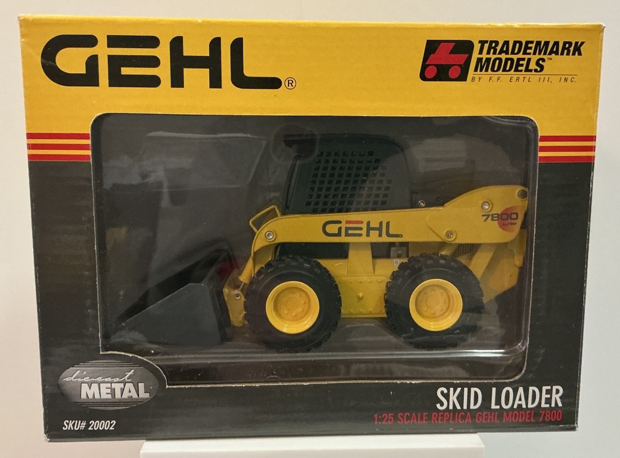 FF ERTL TRADEMARK MODELS GEHL 7800 TURBO SKID STEER LOADER 1/25 SCALE REPLICA
