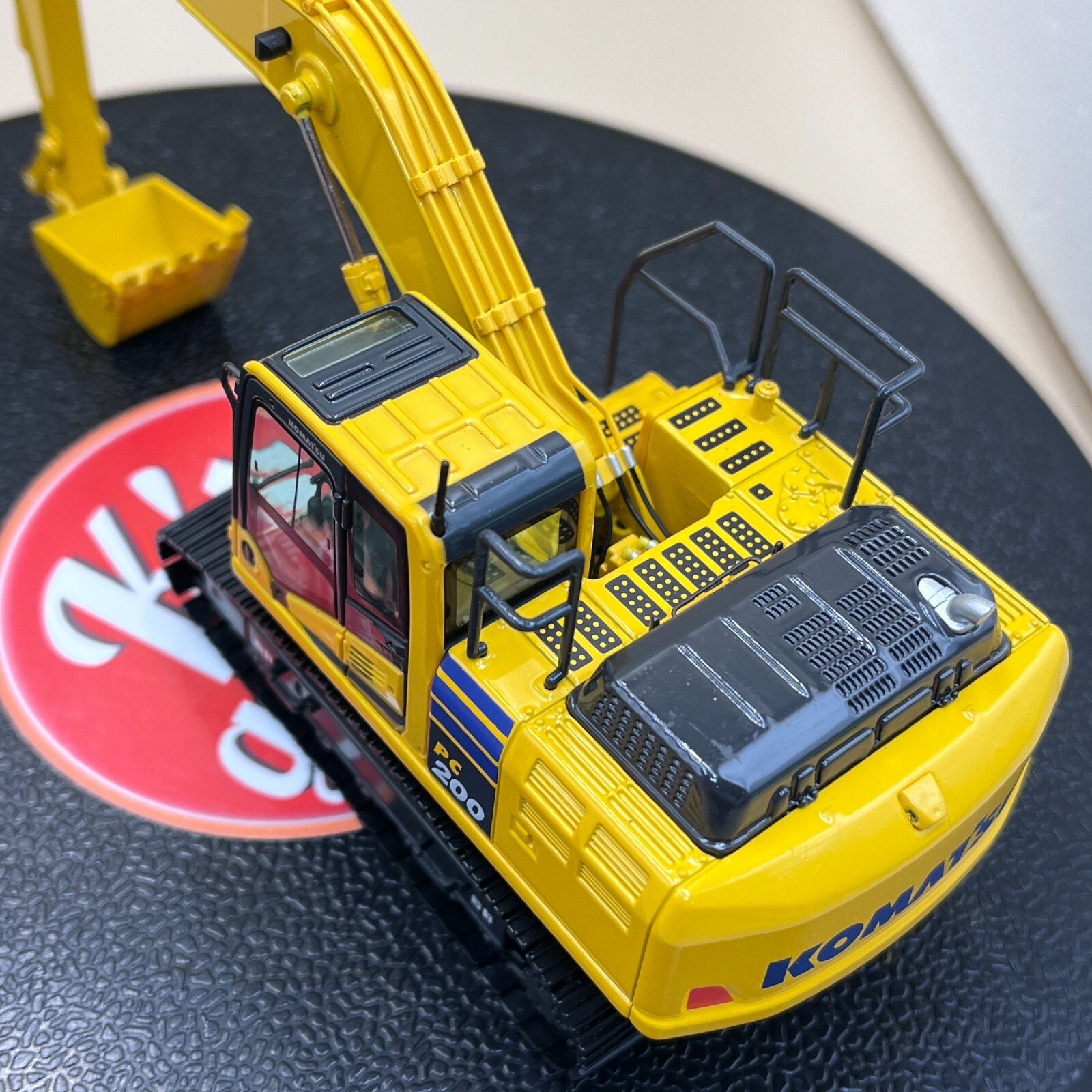 REPLICARS 1/50 Komatsu PC200-10 Diecast model excavator japan yellow