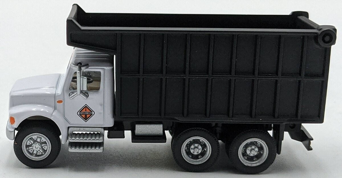 Boley 4015 1:87 Diecast Silver Black Triple Axle Coal Dump International Truck