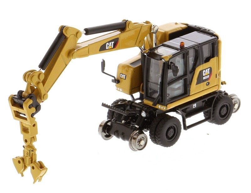 Diecast Masters 1/87 Caterpillar CAT M323F Railroad Wheeled Excavator 85656