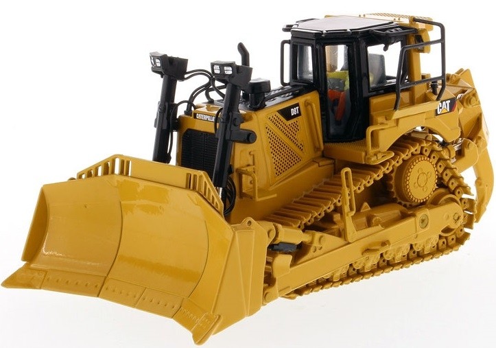 DIECAST MASTERS – Toro CATERPILLAR D8T with Driver and Metal Case – 1/50 -…