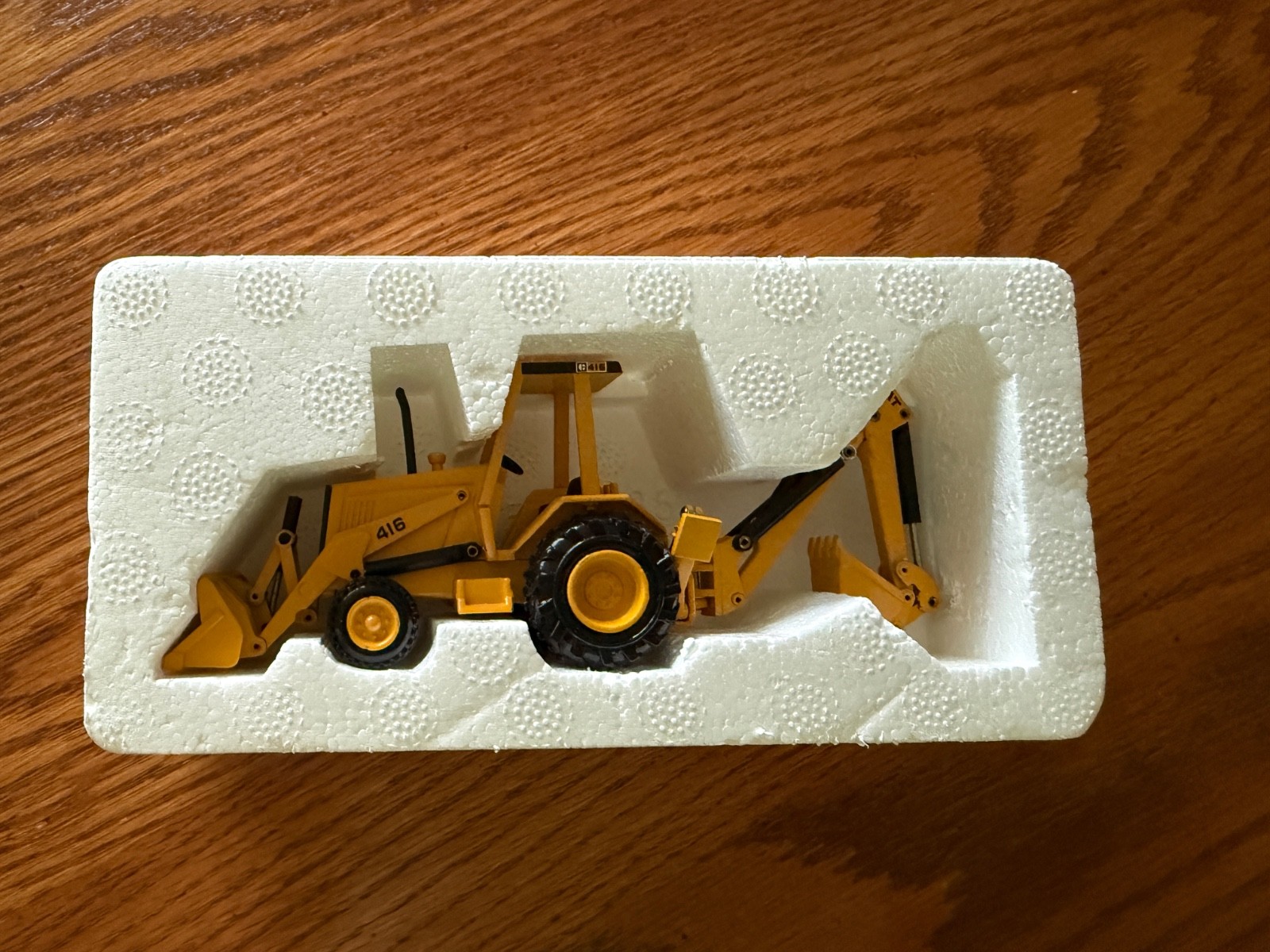 Caterpillar 416 Backhoe 1/50 – NZG #285 – Made In Germany