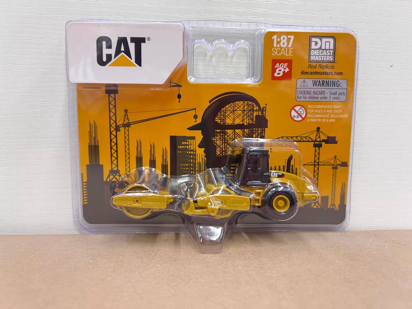 DM HO 1/87 Scale Cat CS56 Roller Diecast Model Toy Collection 84662CS
