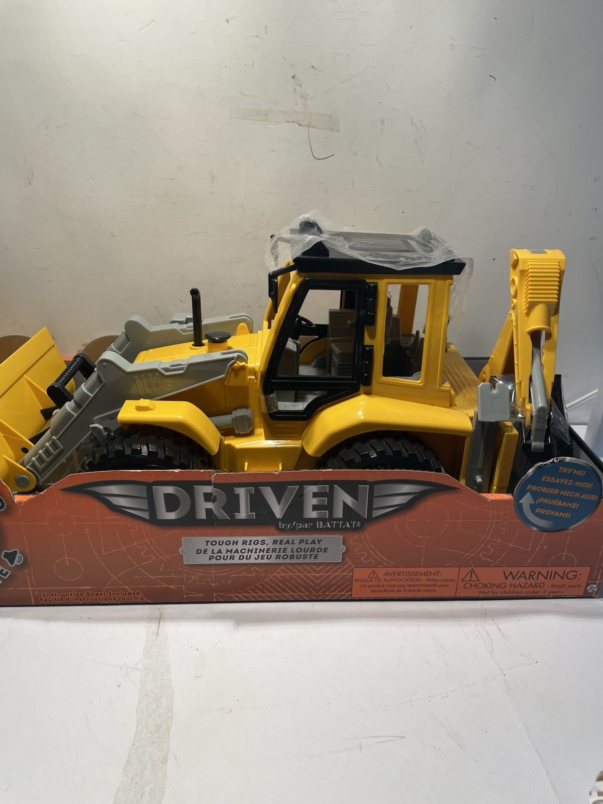Back Hoe Loader New In Box Moveable Parts, Lights , Real Truck Noises. 18” L 30
