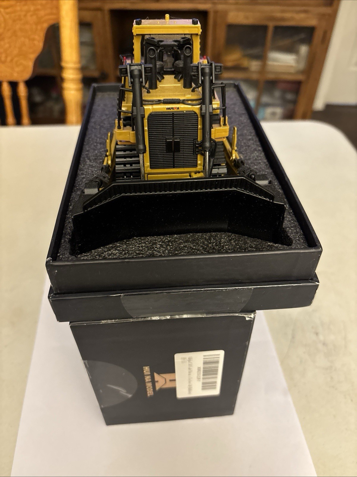 Hunia Dozer Heavy Equipment Machine With Digging Piece