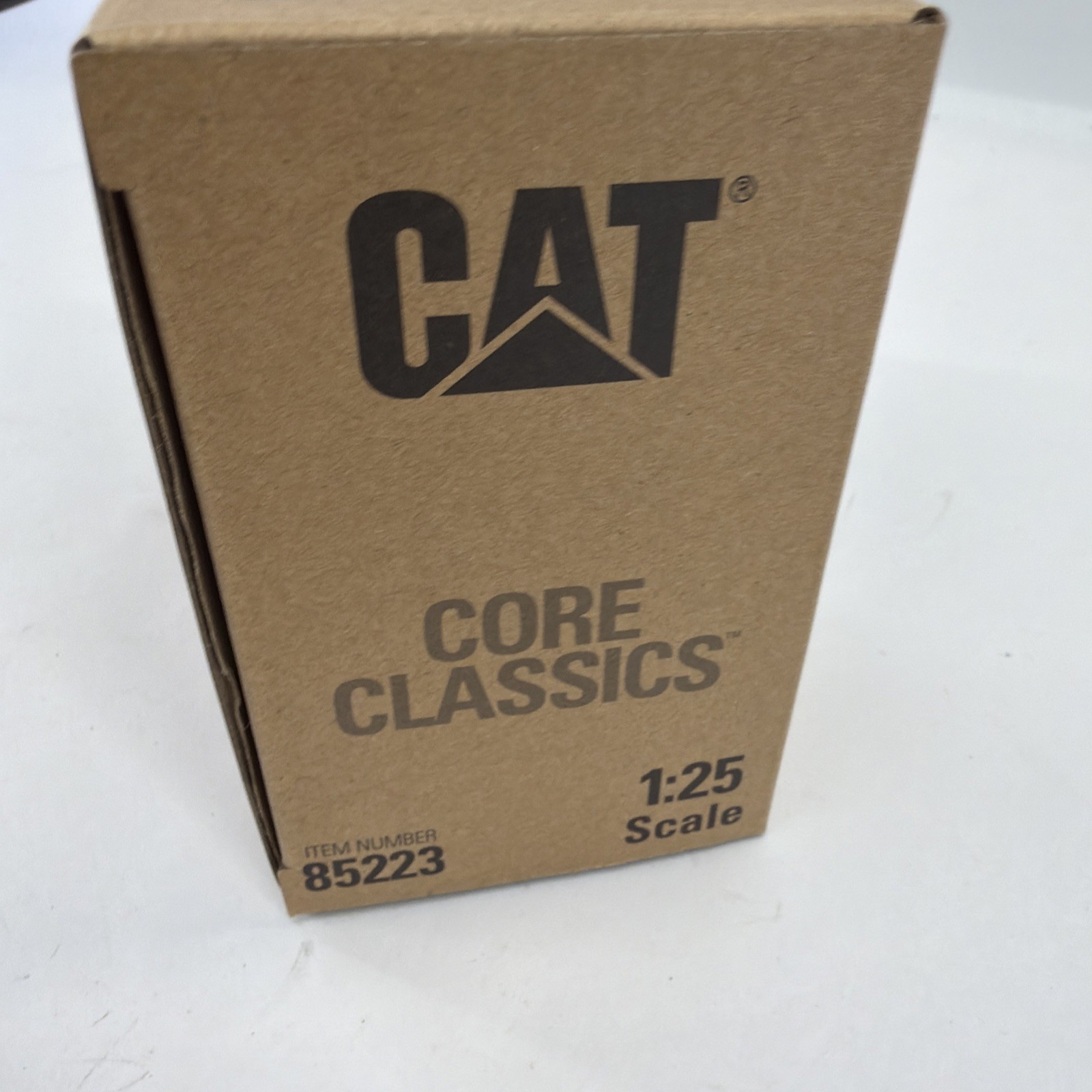 1/25 1:25 Caterpillar CAT P5000 Lift truck Limited Collectible Edition 85223