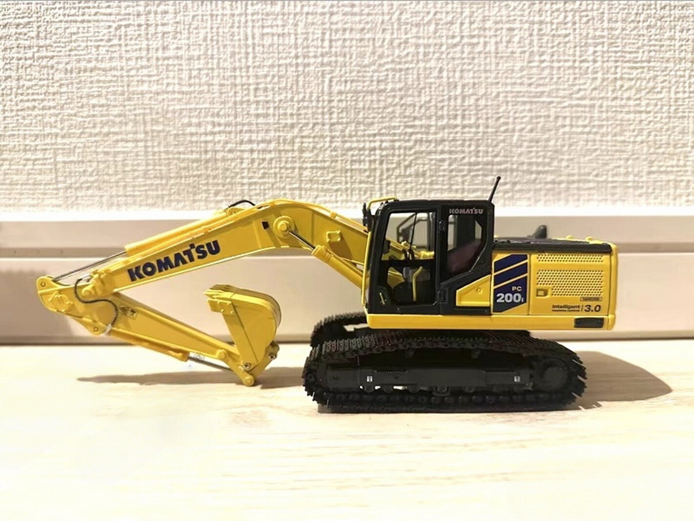 1/50 Scale KOMATSU PC200i-12 Hydraulic Excavator Diecast Model Toy Collection