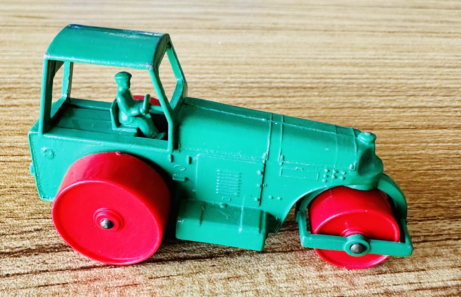 MATCHBOX LESNEY #1 AVELING BARFORD ROAD ROLLER 1964 FARM TRACTOR TOY