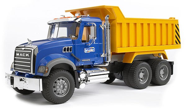 Bruder 02815 1:16 Mack Granite Pro Series Dump Truck