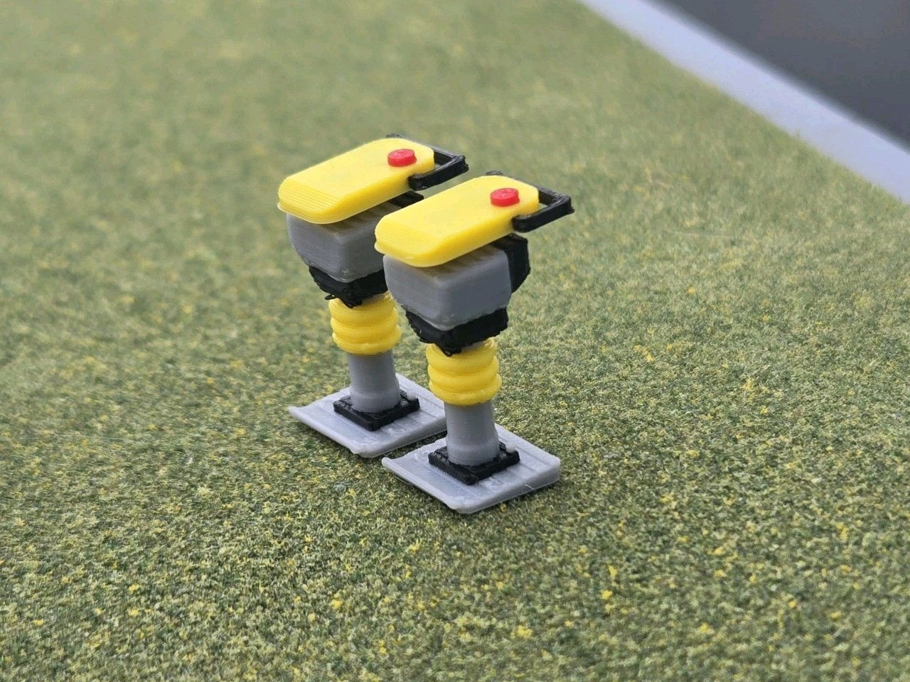 1/50 Scale 3D Vibratory Rammer/Jumping Jack *2 Pack*