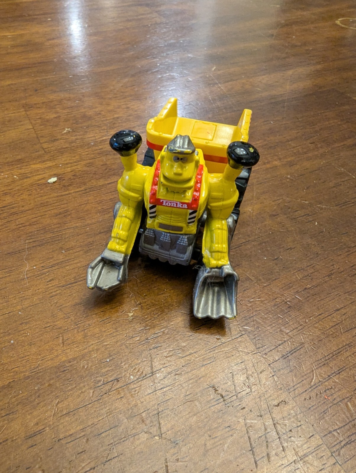 2001 Maisto Tonka Lil Chuck Tucker Dump Truck Diecast Construction Vehicle
