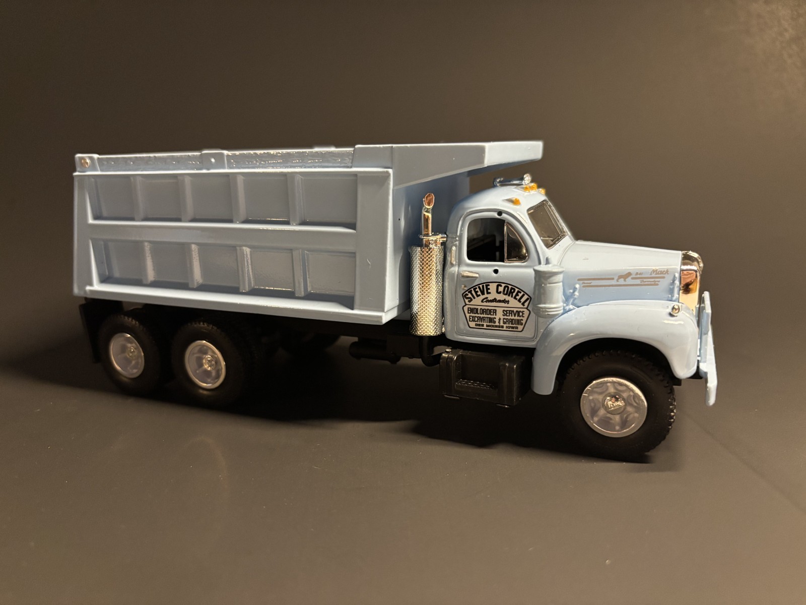 First Gear 1960 Mack B-61 Dump Truck Steve Corell 1/34 NIB