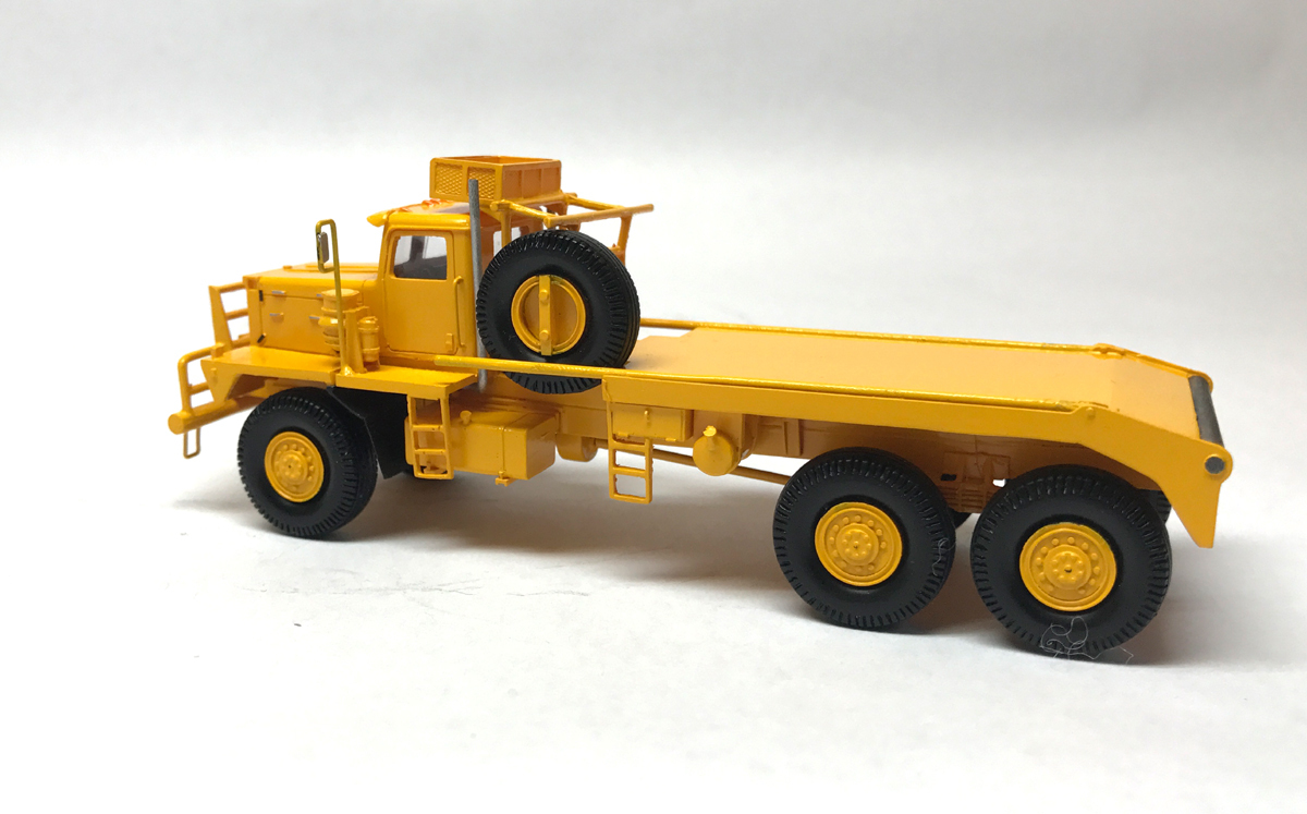 HO 1/87 Pacific P12W “Roughneck” – yellow colour – Ready Made Resin Model