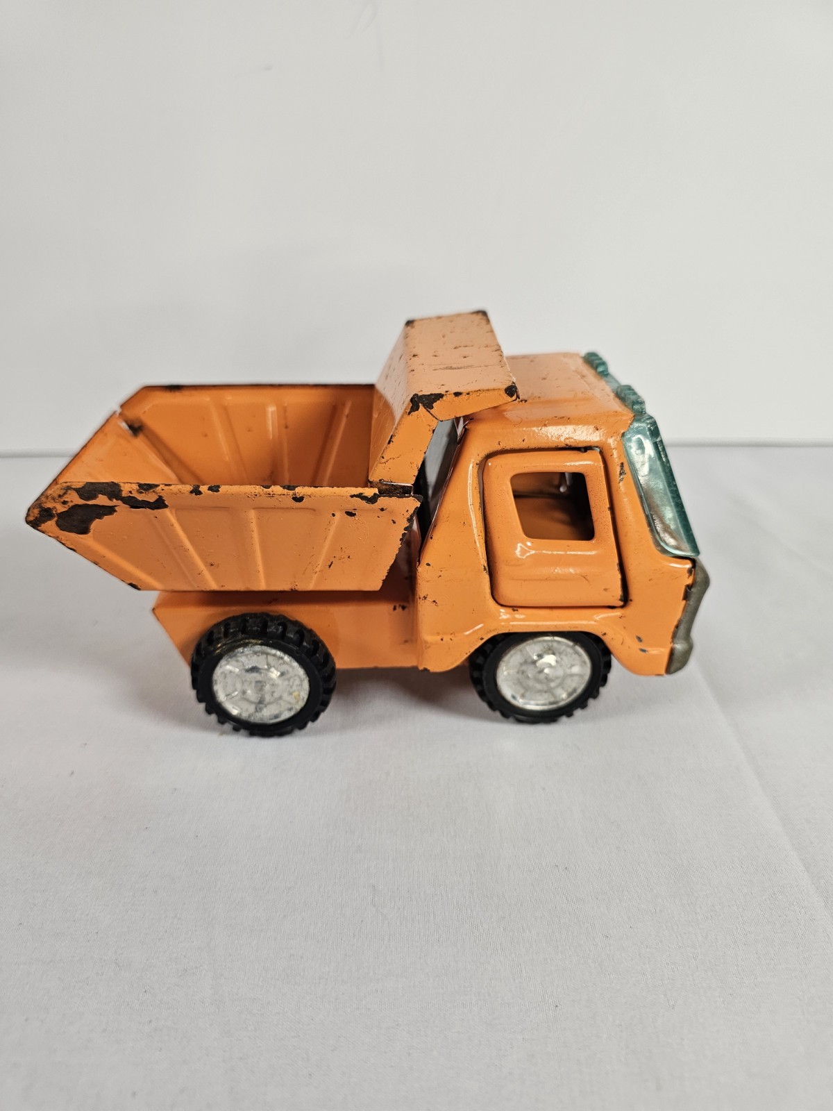 Bandai Line Orange Black Pressed Steel Dump Truck Toy Vintage Construction Korea