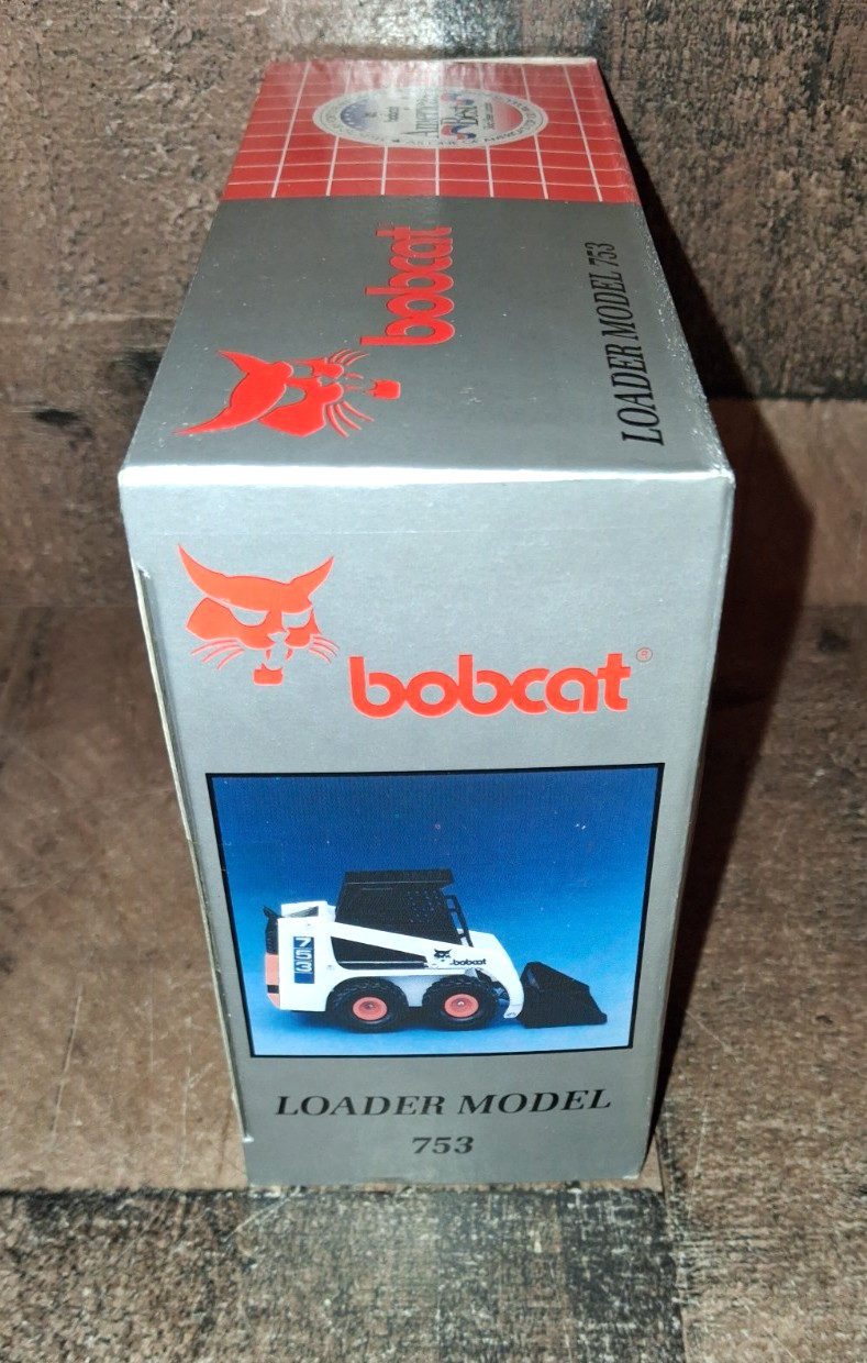Melroe Company Bobcat Loader Model 753 Scale 1:25 New in Box